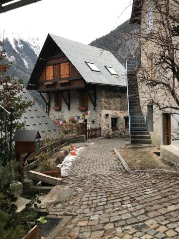 Chalet Pitu - 1-6 People *